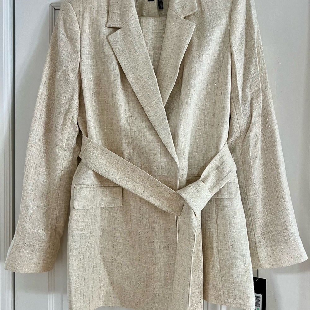 Donna Karan Cream Textured suit 8/6